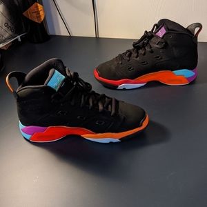 Jordan 6-17-23 (GS) sz.6.5Y